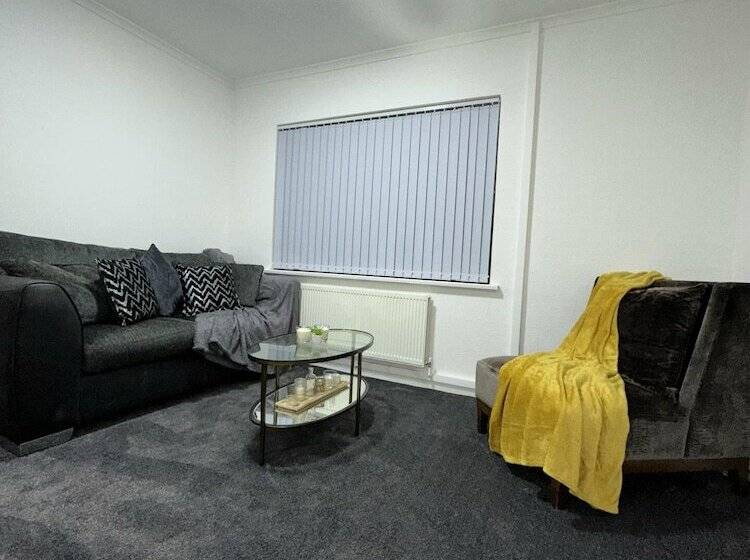 레지던스 Noormak Nights Luxury 3 Bed House In Birmingham