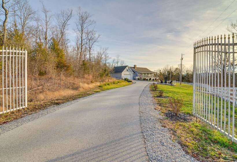 River View Somerset Home: Large Deck, Fire Pit!