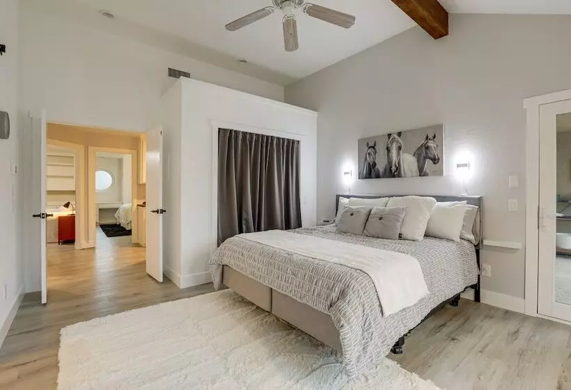 Roseville Home W/ Pool, 5 Mi To Folsom Lake!