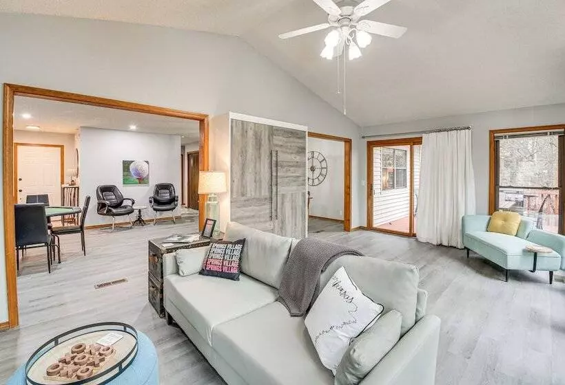 Stay And Play    Hot Springs Village Home!