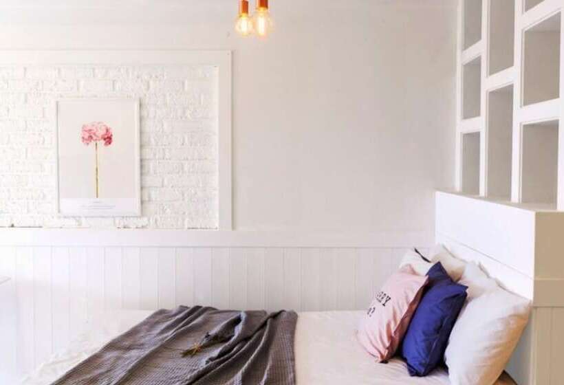 Taean Sharon Pension