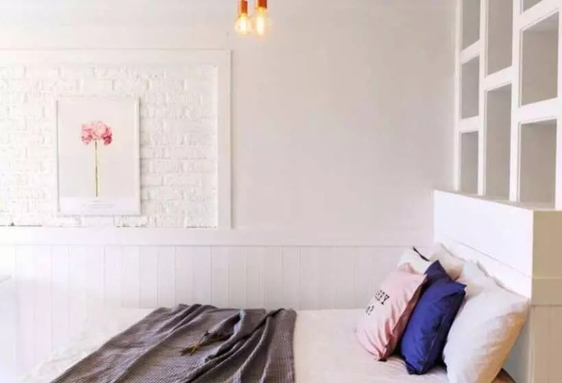 Taean Sharon Pension