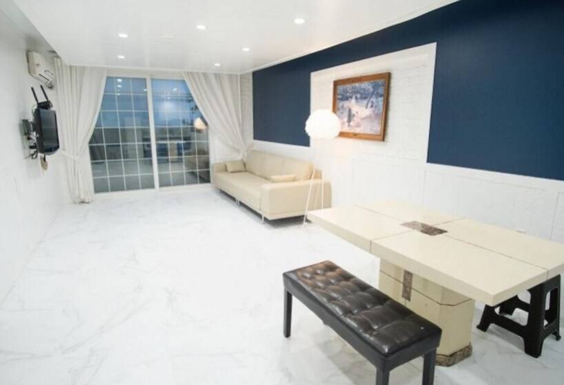 Taean Sharon Pension