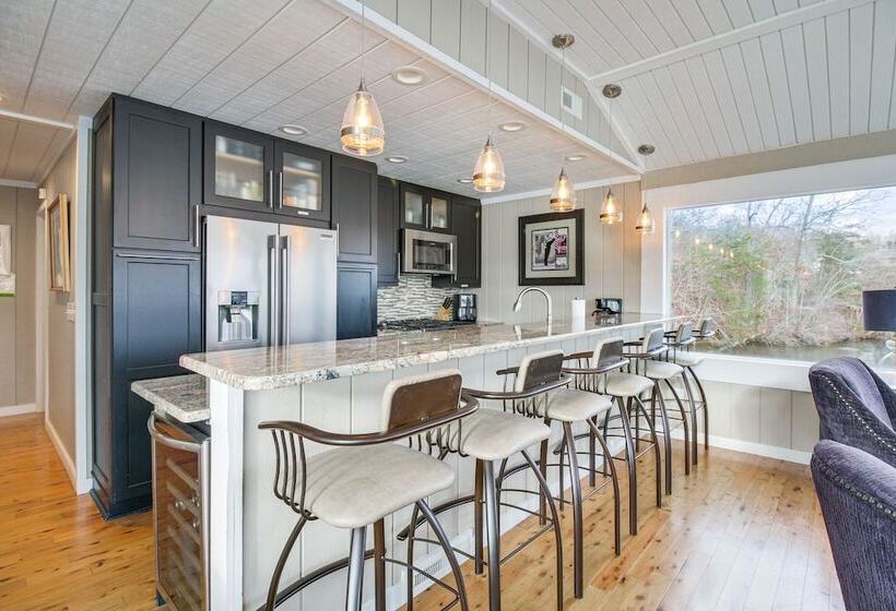 Unique Smith Mountain Lake Home Over Water W/ Dock