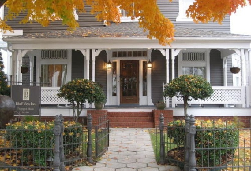 ベッドアンドブレックファースト Bluff View Inn