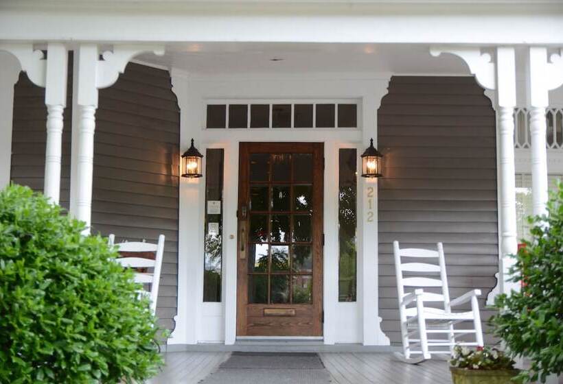 ベッドアンドブレックファースト Bluff View Inn