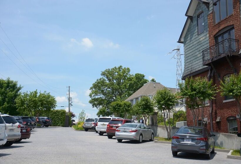 ベッドアンドブレックファースト Bluff View Inn