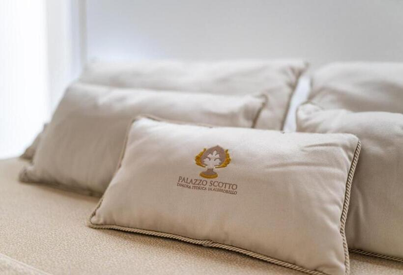 تختخواب و صبحانه Palazzo Scotto