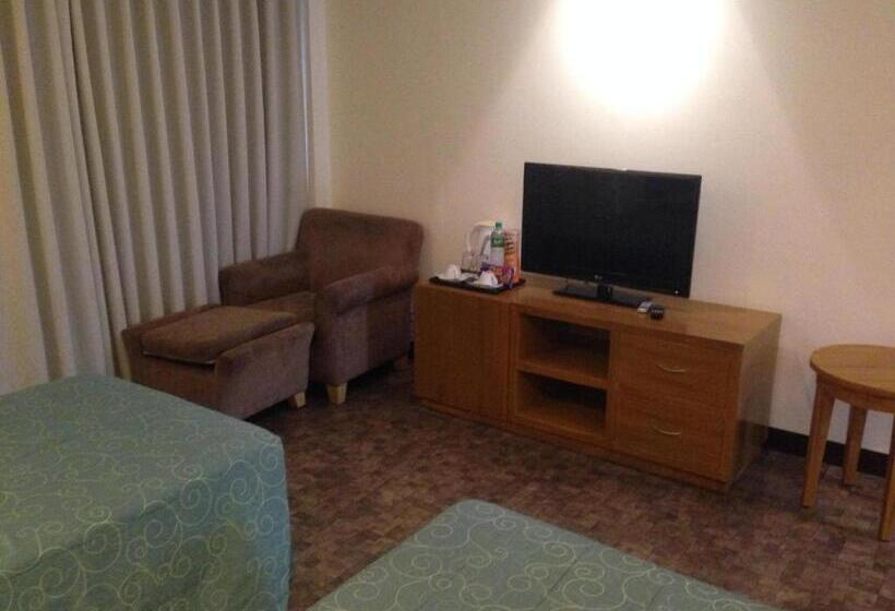 Bayfront Hotel Subic