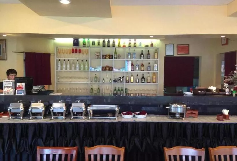 Bayfront Hotel Subic