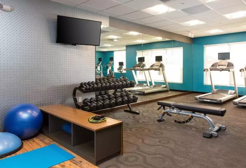 هتل Fairfield Inn & Suites By Marriott Sacramento Folsom