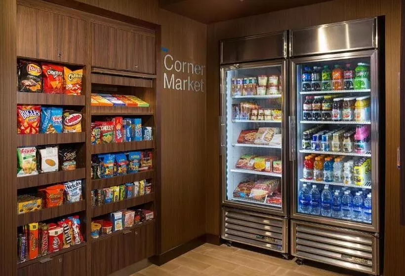 هتل Fairfield Inn & Suites By Marriott Sacramento Folsom