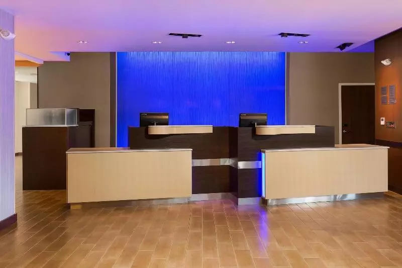 هتل Fairfield Inn & Suites By Marriott Sacramento Folsom