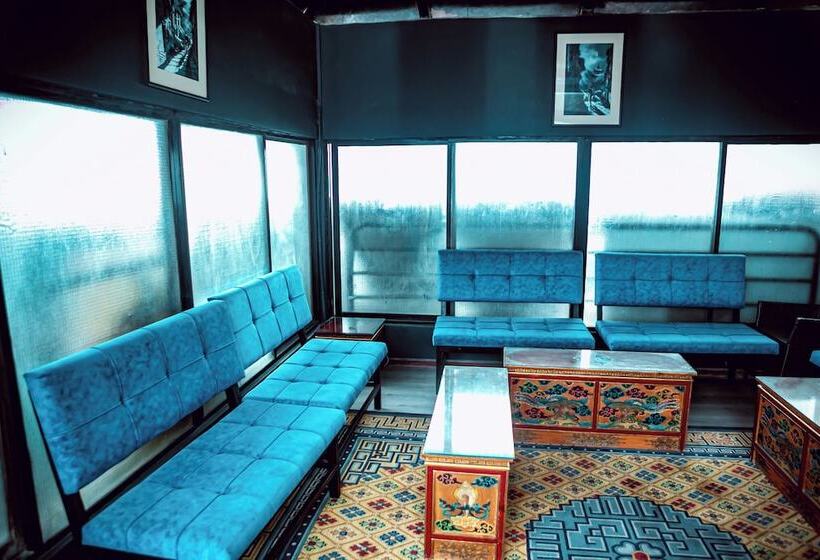 Vannasut Hotel And Spa