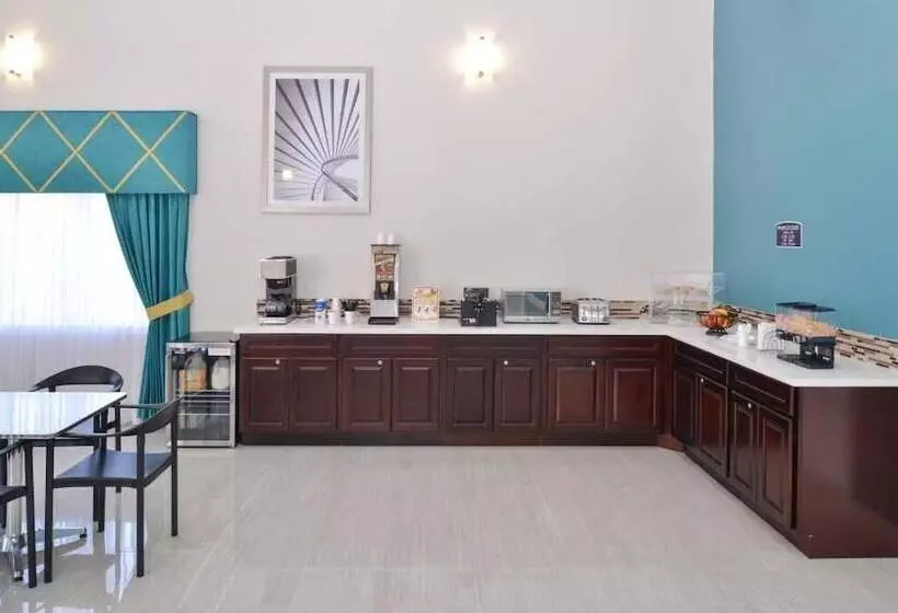 Motelli Regency Inn & Suites Nw Houston