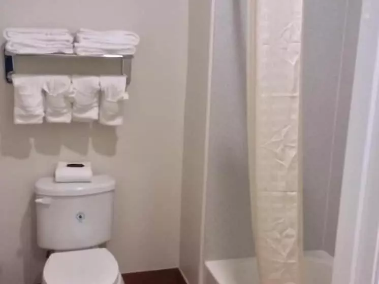 Motelli Regency Inn & Suites Nw Houston