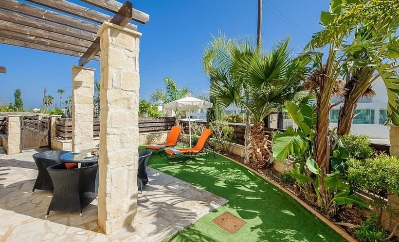 Oceanview Luxury Villa 010