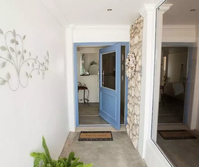 ペンション De Linden Boutique Guest House