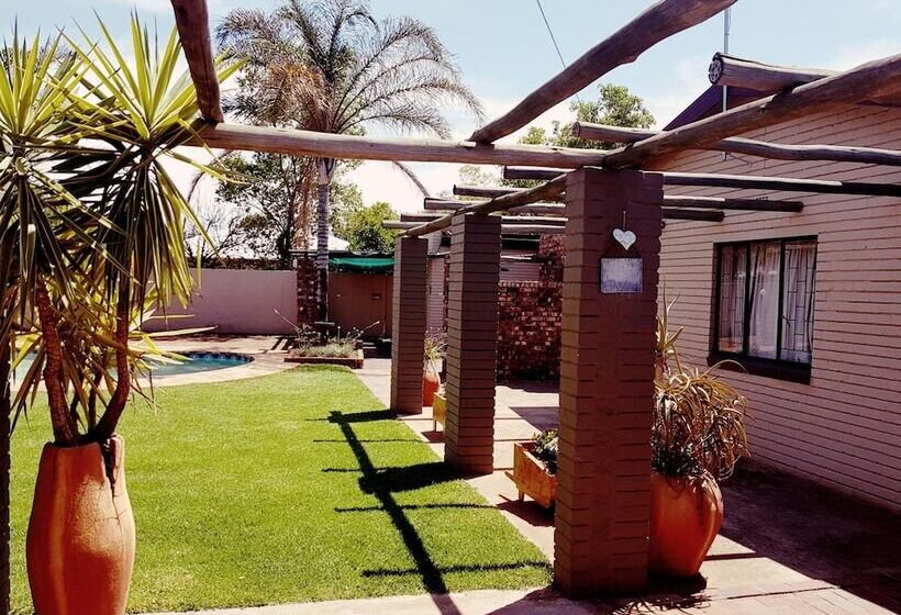 膳宿费 Mckala Guesthouse