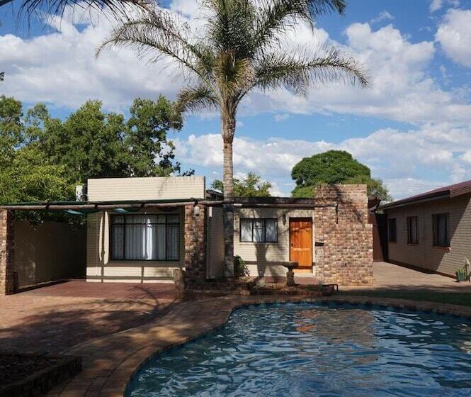 膳宿费 Mckala Guesthouse