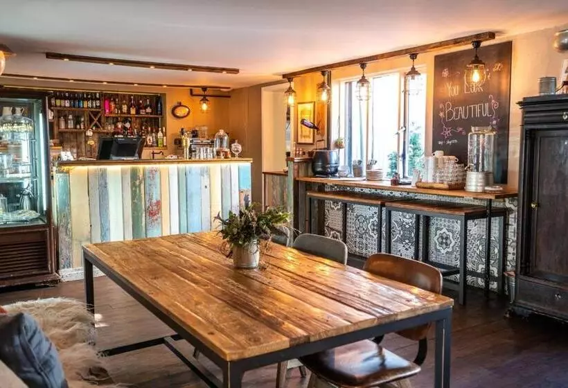 پانسیون Skyr Guesthouse