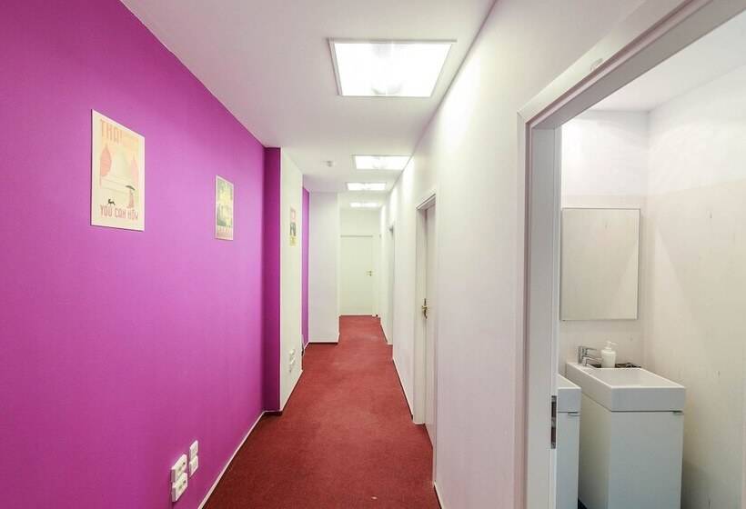 Pura Vida Sky Bar & Hostel