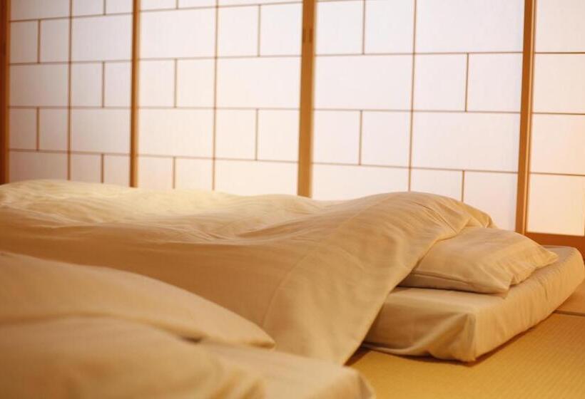 Ryokan Yuraku Kinosaki Spa & Gardens