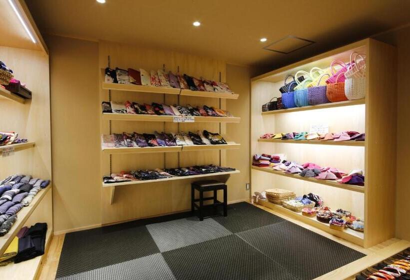 Ryokan Yuraku Kinosaki Spa & Gardens