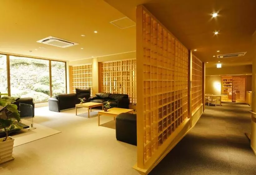 旅館 Yuraku Kinosaki Spa & Gardens