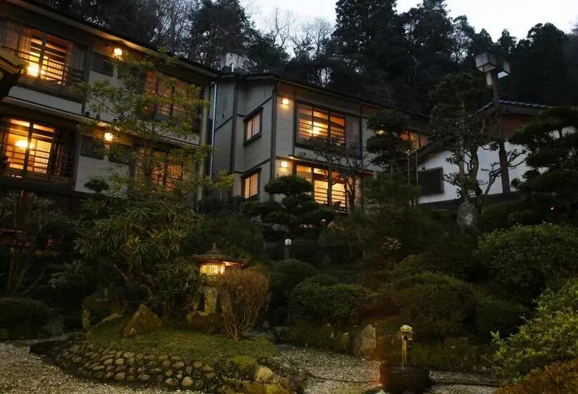 旅館 Yuraku Kinosaki Spa & Gardens