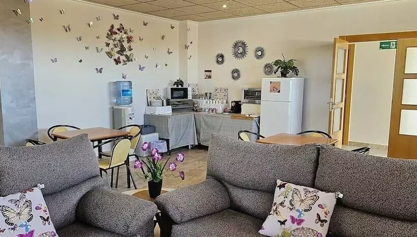 ユースホステル El Jardin De Las Eras