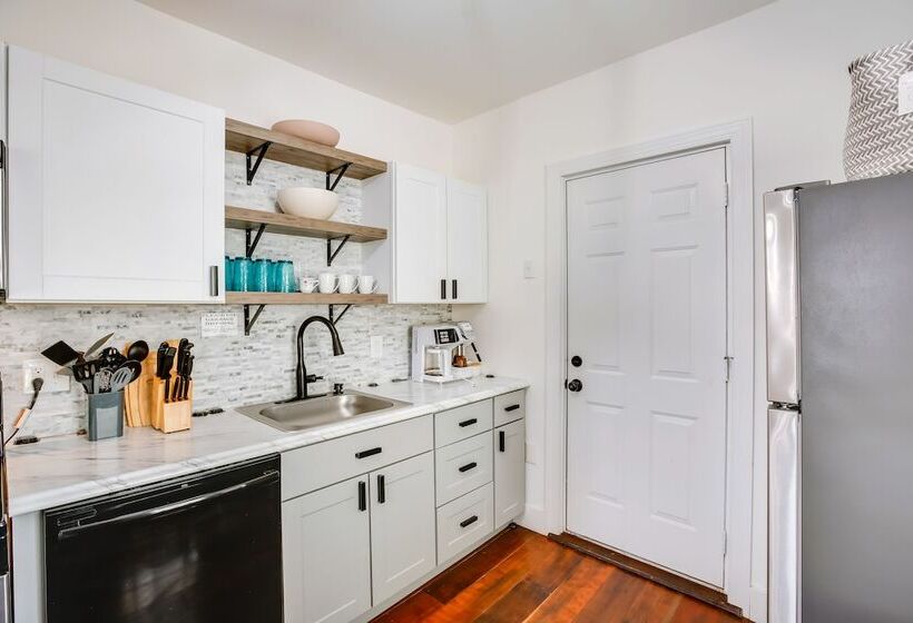 Atlantic City Home ~ 2 Mi To Ocean Casino Resort!