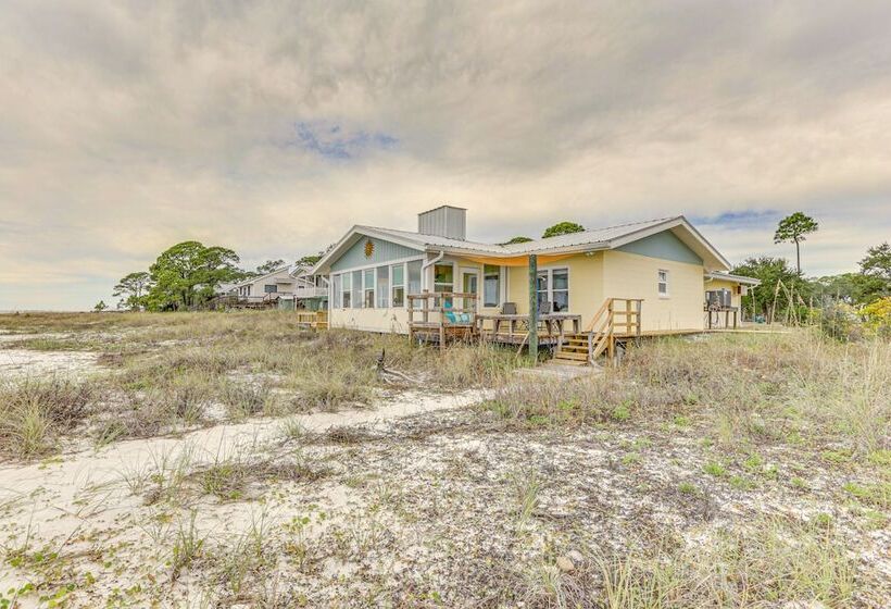 Beachfront Alligator Point Retreat: Steps To Sand!