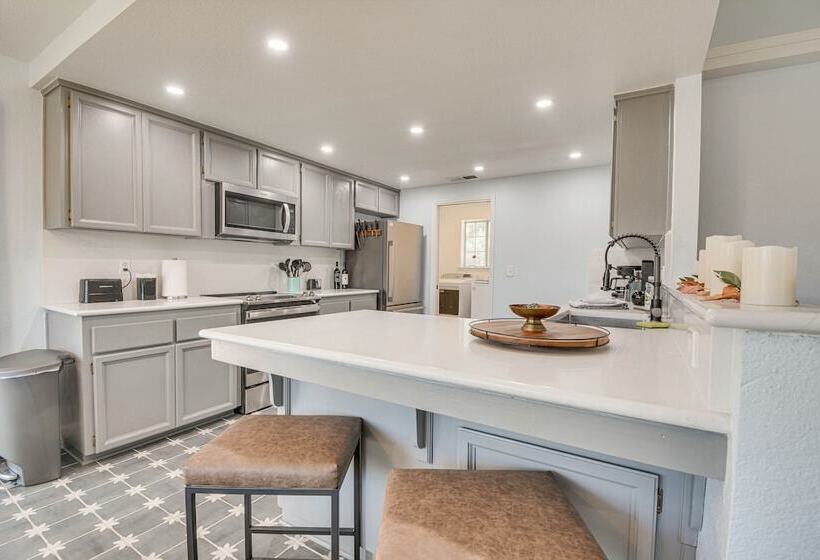 Bright + Cozy Mariposa Getaway: 46 Mi To Yosemite!