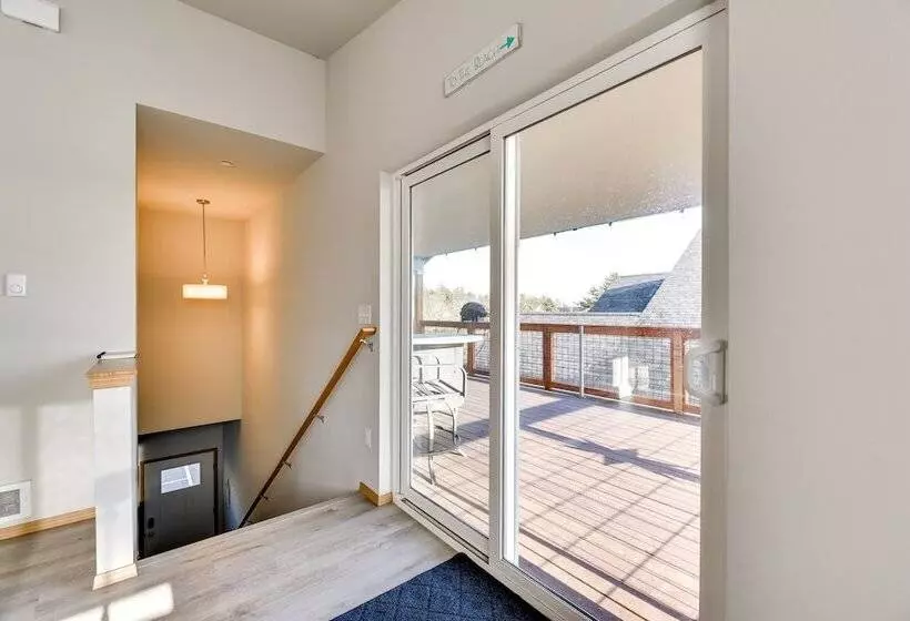 Canal Front Home In Ocean Shores W/ Dock & Views!