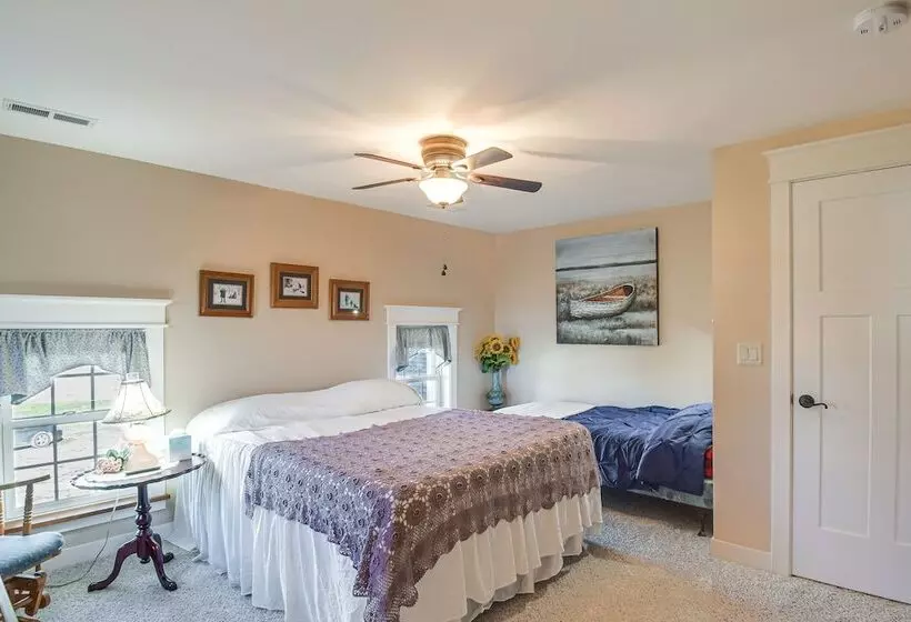 Charming Manchester Retreat W/ Patio & Fireplace!