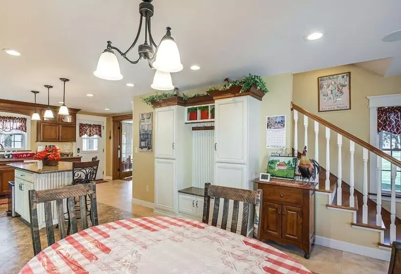 Charming Manchester Retreat W/ Patio & Fireplace!