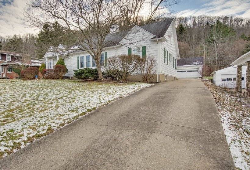 Charming & Spacious Olean Home W/ 2 Fireplaces