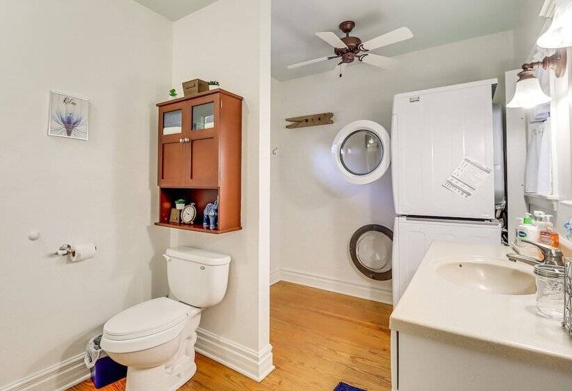 Charming Tannersville Home W/ Fire Pit + Deck!