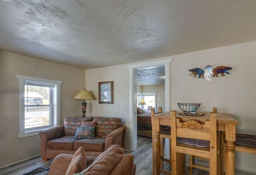 Downtown Del Norte Home Near Hiking & Fishing!