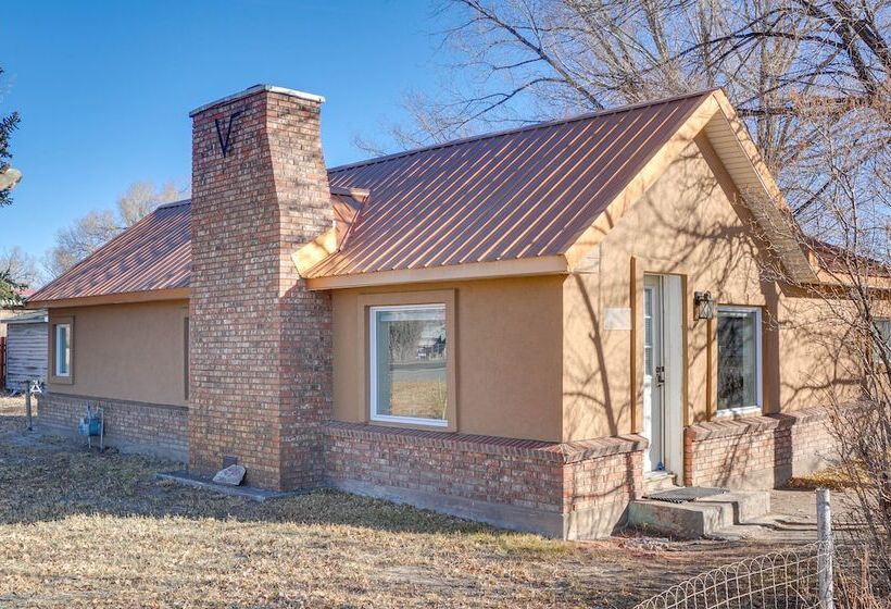 Downtown Del Norte Home Near Hiking & Fishing!