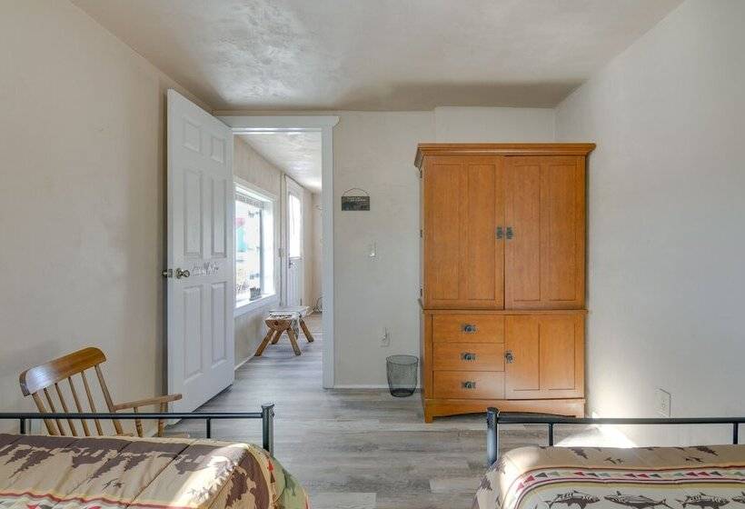 Downtown Del Norte Home Near Hiking & Fishing!