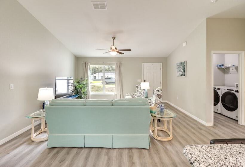 3 Mi To Rainbow Springs: Home W/ Yard In Dunnellon