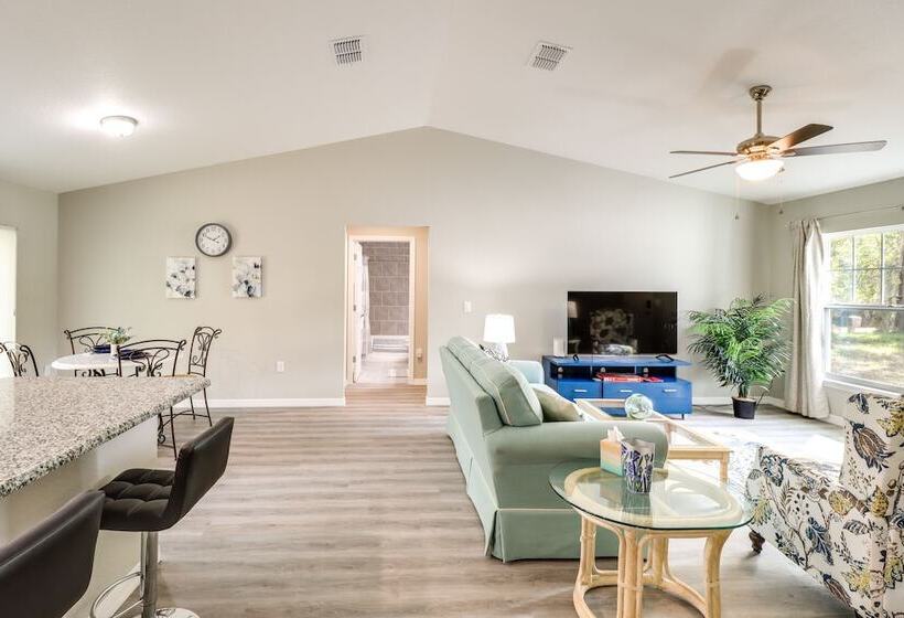 3 Mi To Rainbow Springs: Home W/ Yard In Dunnellon