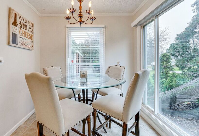 Family Friendly Bloomfield Hills Home W/ Patio!