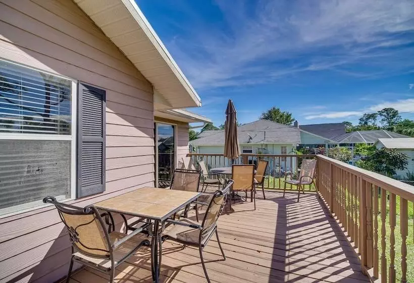Sebastian Home W/ Large Deck Near Golfing & Beach