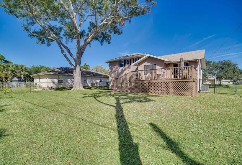 Sebastian Home W/ Large Deck Near Golfing & Beach