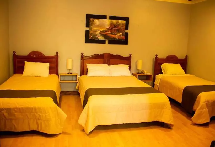 هتل Casa Bonita Colonial