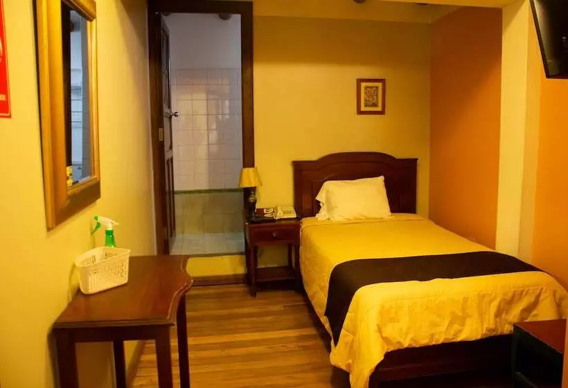 هتل Casa Bonita Colonial