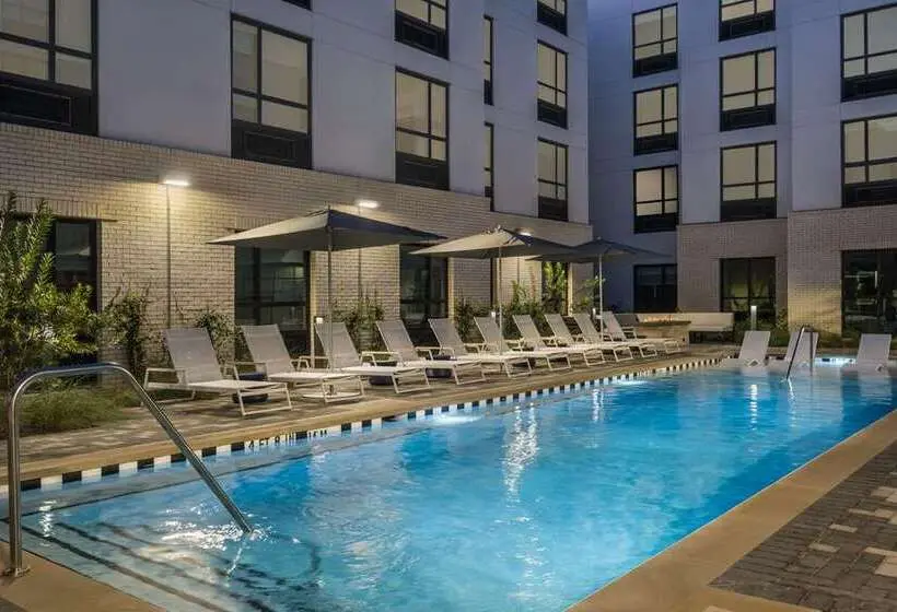 Hotelli Hampton Inn By Hilton Austin East Side 5th Street